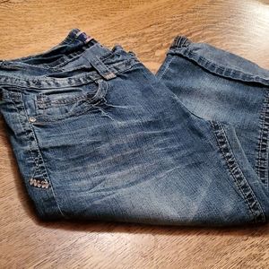 Wall Flower Authenic Quality Denim Capris Size 9